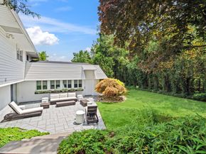 58 Birchwood Park Drive, Jericho NY 11753