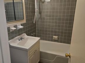 2835 Webb Avenue 2J, Bronx NY 10468