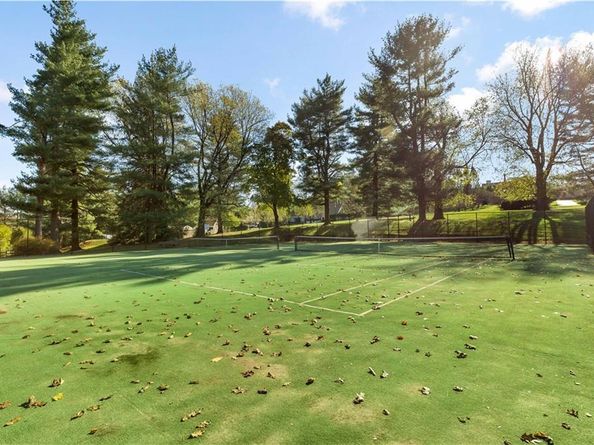 5 Grove Mews, Chappaqua NY 10514