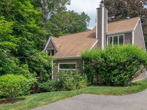 5 Grove Mews, Chappaqua NY 10514