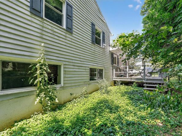 6 Leawood Drive, Briarcliff Manor NY 10562