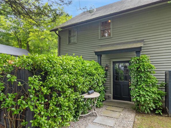 259 Westchester Avenue, Pound Ridge NY 10576