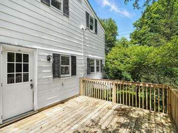 16 Overlook Way