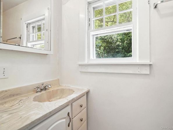 16 Overlook Way, Purdys NY 10578