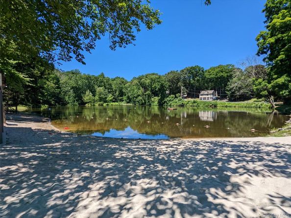 16 Overlook Way, Purdys NY 10578