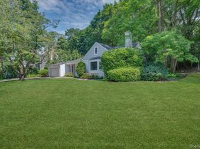 19 Bonnie Way, Larchmont NY 10538