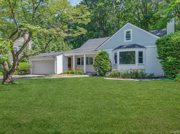 19 Bonnie Way, Larchmont NY 10538