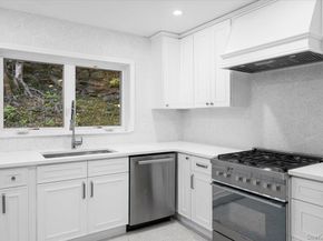 19 Bonnie Way, Larchmont NY 10538