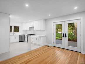 19 Bonnie Way, Larchmont NY 10538