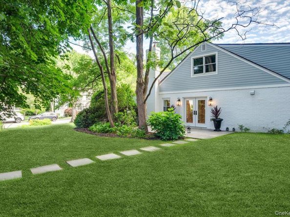 19 Bonnie Way, Larchmont NY 10538