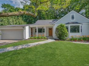 19 Bonnie Way, Larchmont NY 10538