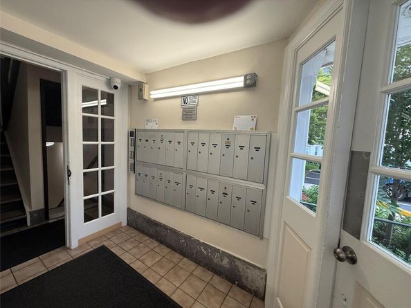 600 Pelham Road Building B Unit E, New Rochelle NY 10805