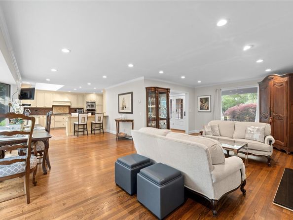 156 Lefferts Road, Woodmere NY 11598