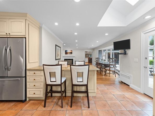 156 Lefferts Road, Woodmere NY 11598