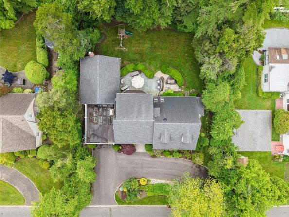 156 Lefferts Road, Woodmere NY 11598