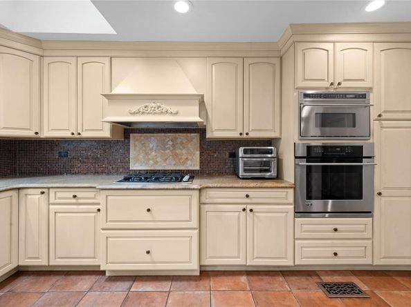 156 Lefferts Road, Woodmere NY 11598