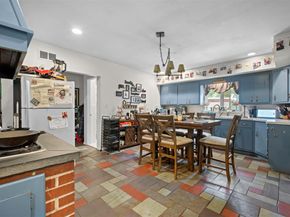 10 Hunter Avenue, Miller Place NY 11764