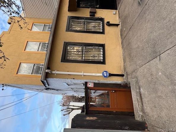 1011 Hemlock Street, Brooklyn NY 11208