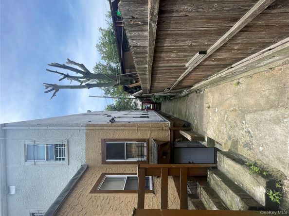 1011 Hemlock Street, Brooklyn NY 11208