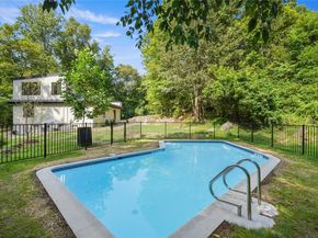 10 Wood Dale Avenue, Croton-on-Hudson NY 10520