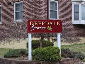 6019 marathon parkway 240, Little Neck NY 11362