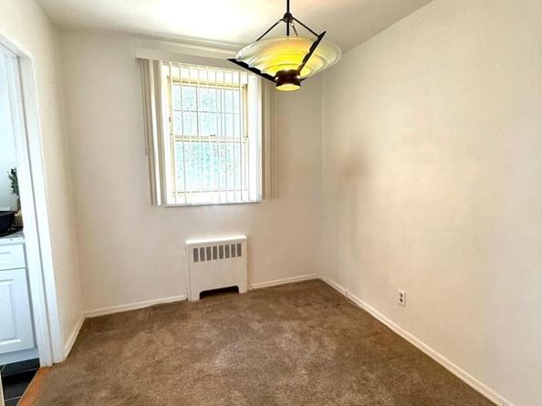 6019 marathon parkway 240, Little Neck NY 11362