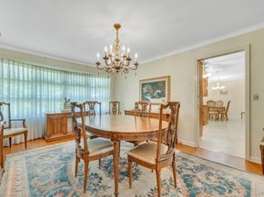 520 Caledonia Road, Dix Hills NY 11746