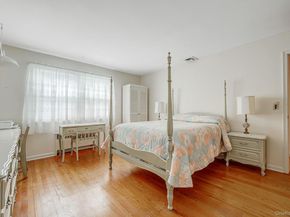 520 Caledonia Road, Dix Hills NY 11746