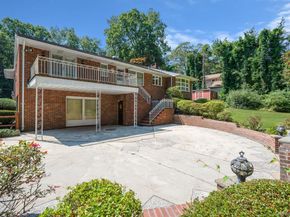 520 Caledonia Road, Dix Hills NY 11746