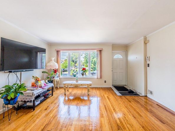 12104 150th Avenue, South Ozone Park NY 11420