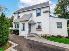 25 Loel Court, Rockville Centre NY 11570