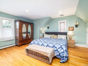 25 Loel Court, Rockville Centre NY 11570