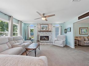 8 Sinnickson Road, Center Moriches NY 11934