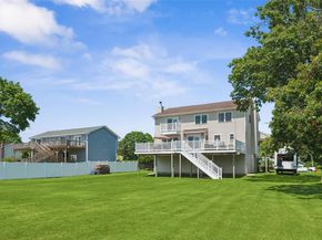 8 Sinnickson Road, Center Moriches NY 11934