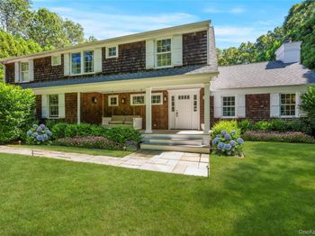 98 Springy Banks Road