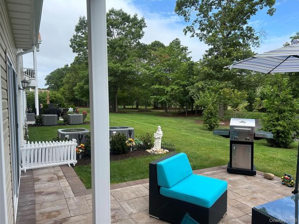 64 Greentree Court, Shirley NY 11967