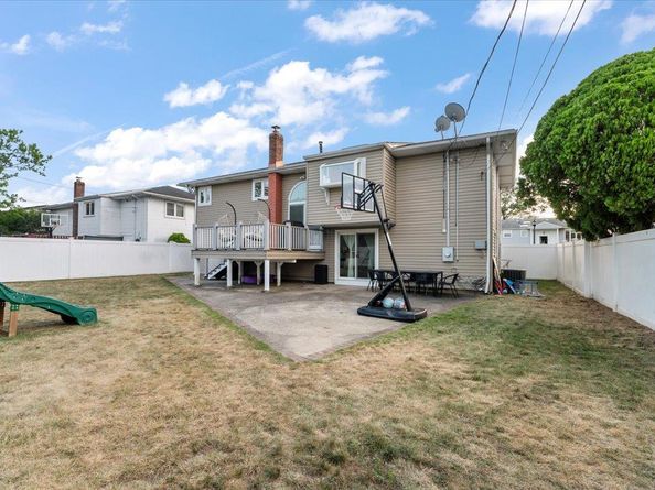 722 Eagle Drive, North Woodmere NY 11581