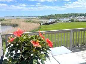 28 Pameeches Path, East Moriches NY 11940