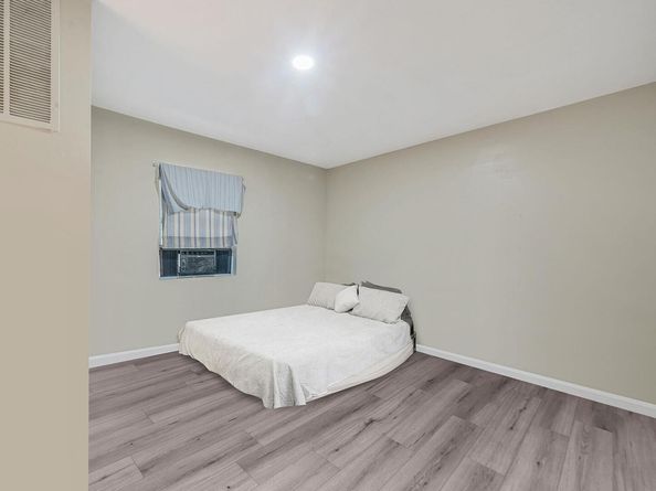 260 Daly Road, Huntington NY 11731