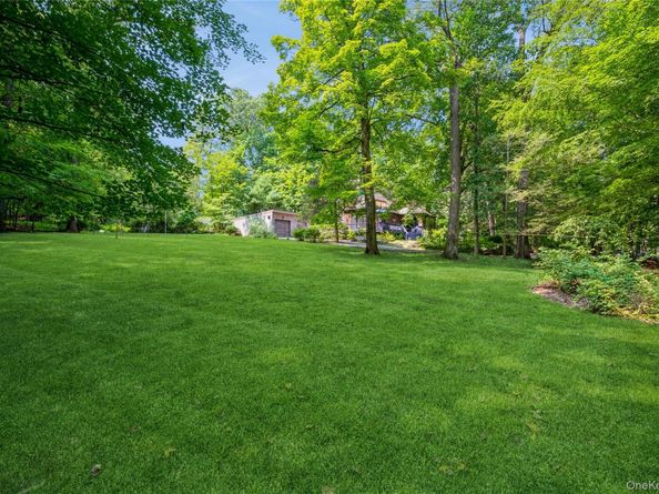 34 Mount Airy Road E, Croton-on-Hudson NY 10520