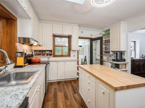 34 Mount Airy Road E, Croton-on-Hudson NY 10520