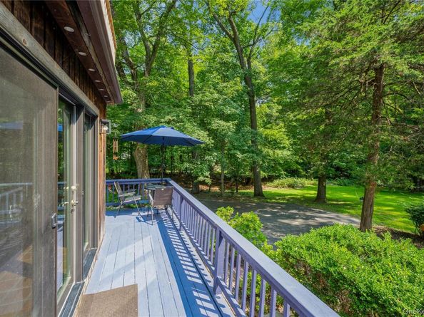 34 Mount Airy Road E, Croton-on-Hudson NY 10520