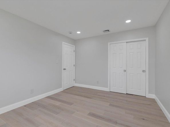 7 Suzanne Lane, Bethpage NY 11714