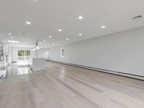7 Suzanne Lane, Bethpage NY 11714