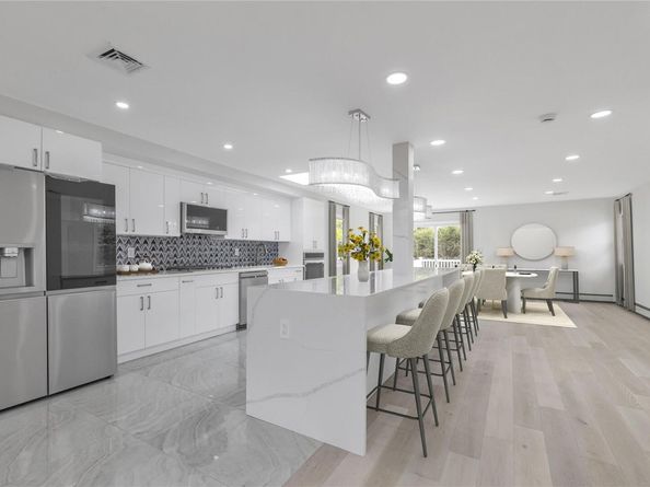 7 Suzanne Lane, Bethpage NY 11714