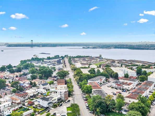 230 Sunset Boulevard 12230, Bronx NY 10473