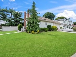 33 Shelter Hill Road, Plainview NY 11803