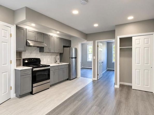 5611 Waldron Street, Corona NY 11368