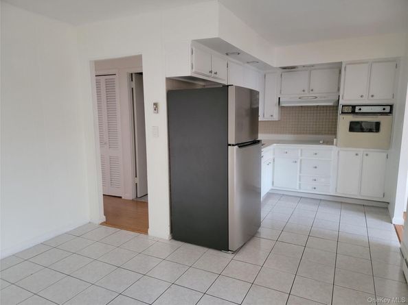 151-08 10 Ave. 10th Avenue, Whitestone NY 11357