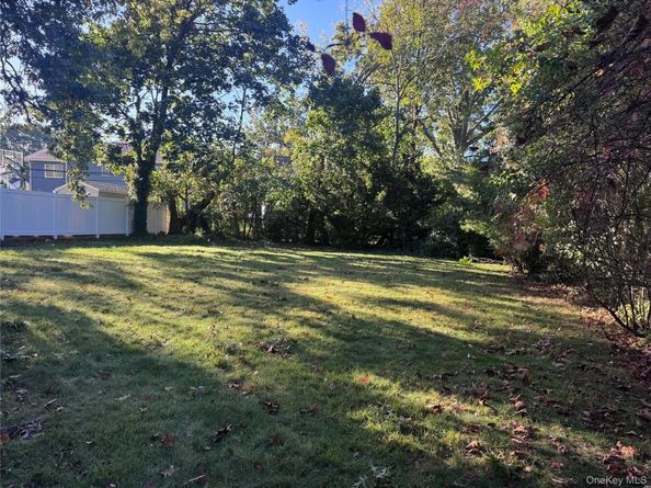 625 Knollwood Drive, West Hempstead NY 11552